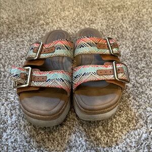 Clark’s Used -As Is